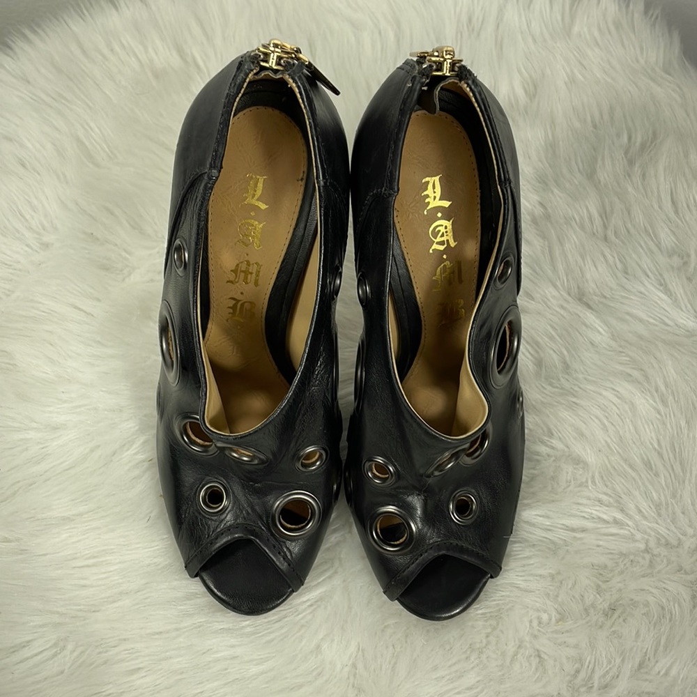 🌸LAMB HEELS - Picture 4 of 13